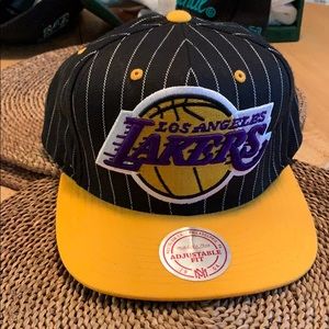 Mitchell & Ness LA lakers pinstripe SnapBack